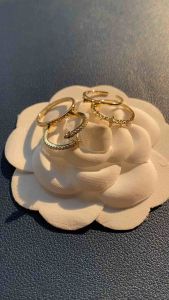 แหวนชุด 4ชิ้น ขนาดสามารถปรับได้ เครื่องประดับแฟชั่น สวยงาม พร้อมส่งจากไทย