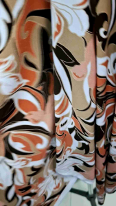 เกาหลี ผ้ายืดพิมลาย ลายสวย ผ้าหน้ากว้าง60นิ้ว เป็นผ้าม้วน ตัดแบ่งเป็นเมตร สวยเนื้อดี