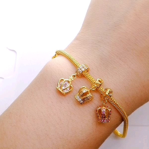 Charm Mahkota Pdr Pelbagai Emas 916 Yon Hing