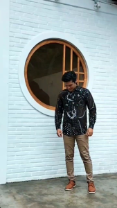 Kemeja Batik Pria Lengan Panjang Katun Silky