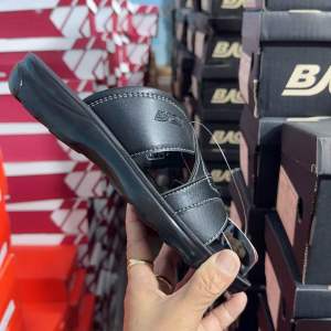 ตุ๊กดาดแตะผู้ชายสวม บาโอจิ[Baoji] 100% รุ่น PM957 ดำ/น้ำตาล 39-44 ราคา 390 บาท ลด 290 บาท เครื่องพิมพ์เสริมสวย ความงาม ลิขสิทธิ์ 100% สำหรับผู้ชาย