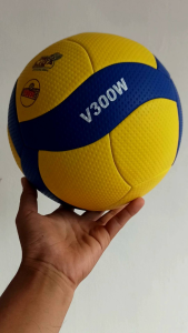 Bola Voli MIKASA V300W PRO LIGA Asli Jahit Bonus Pompa . Bola Volley Mikasa Voly Volly