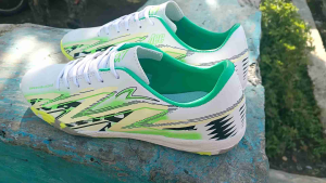 Sepatu futsal specs speedblaze putih terbaru/sepatu futsal specs cowok termurah 2024