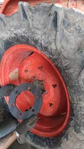 หน้าแปลนเสริมกระทะรถไถ รุ่น L  หนา 8 mm จำหน่ายเป็นคู่  อะไหล่เสริมรถไถ