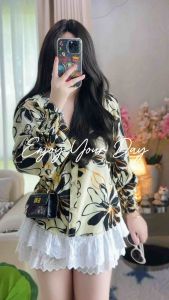 [ส่งด่วนพิเศษ] เสื้อเชิ้ต แฟชั่นผู้หญิง แขนยาว ผ้าไหมอิตาลี ปลายแขนจั้ม - Freesize 42”