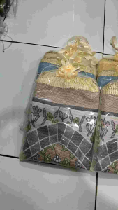 10 PCS Sajadah Rajut Chenil Ukuran Medium Sudah Free Kemas