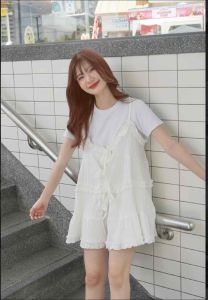 เสื้อสายเดี่ยวสไตล์เกาหลีน่ารัก ใส่ทับเสื้อยืด หรือใส่ตัวเดียวก็น่ารัก