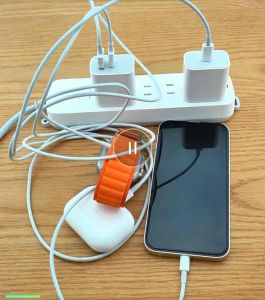 (🇸🇬🚚💨Ready stock) Portable wireless phone charging pad