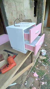 Meja Nakas Samping Tempat Tidur Minimalis Bedside Modern