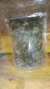 Bunga daun putri malu satu bungkus siap pakai