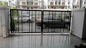 Aluminium Swing Gate ( ASG L10ft x H5ft ) complete with Autogate system Anti-corrosion Anti-climbing Anti-rust Weatherproof UV resistant Safety Convenience Protection