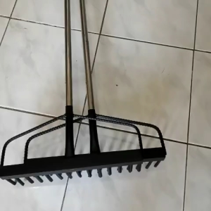 Garden Rake Kalaykay 4 ft. with 14 tooth Stainless Handle / Gardening Tool