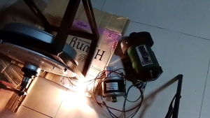 มอเตอร์ปั่นไฟ generator สําหรับทํา กังหันลม ปั่นไฟ กังหันน้ำ ปั่นไฟ จักรยานปั่นไฟ หรืออื่นๆอีกมากมาย มอเตอร์มือสอง เเถมฟรีชุดไดโอด ดัดเเปลงขดลวดเเล้วให้พร้อมใช้งาน