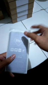 PROMO PAKET MURAH 3 IN 1 TEMPERED GLASS ANTI BLUELIGHT REALME 8i ANTI GORES KACA ANTI RADIASI + CAMERA LENS + GARSKIN CARBON 3D