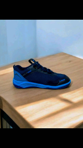 Sepatu Olahraga Wanita Size 36-40 Badminton Voli Senam Running