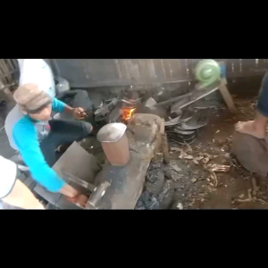 sabit rumput asli baja anti gumpal merk DM