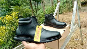 Rumah Formal Sepatu Dinas Kantoran PDH