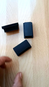 (100Pcs) Karet Kaki Hollow 2x4 Padat Karet Tutup Kaki Meja Kursi Rak Pipa Besi Kotak