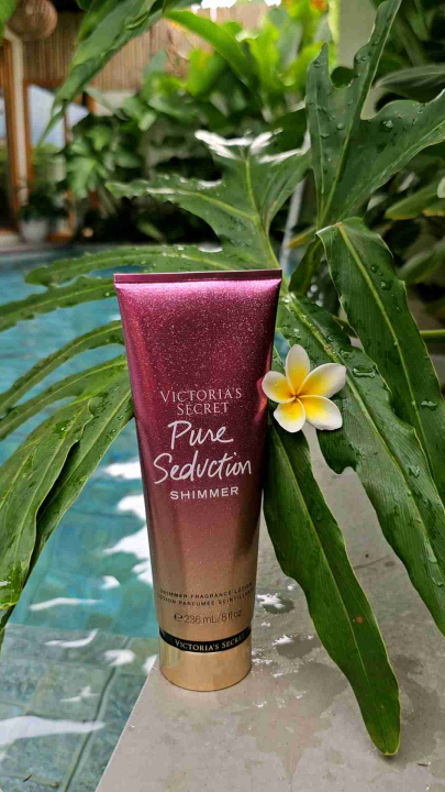 Victoria's Secret Pure Seduction Shimmer Fragrance Parfumee Body