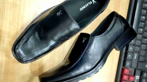 Sepatu Pantofel Kulit Pria: Tips Memilih & Menggunakan