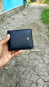 Wallets Men-COD Dompet Lipat Pria Bahan PU Leather Hitam Lis Dompet Simpel Elegant Free Box 12906