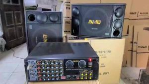 Bộ karaoke gồm amply 16 sò lớn và đôi loa SE2000 bass 30 từ kép và 4 tép từ kép