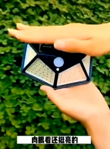 Lampu sensor lampu taman solar tenaga surya 100led Dengan sensor gerak