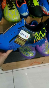 Spesifikasi Sepatu Bola Ukuran 33-43 & Bonus Kaos Kaki