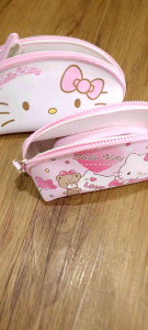 Dompet kosmetik isi 2 pc  hello kitty