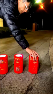 Máy Tạo Pháo Hoa Bắn Bong Bóng Ngày Tết Chạy Pin 16 lỗ