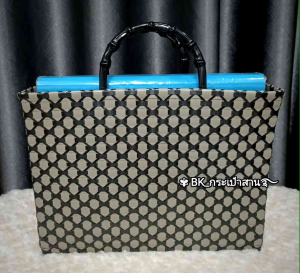 ตะกร้าสานเส้นพลาสติก กระเป๋าถือ ใส่เอกสาร ใส่แฟ้ม3ห่วง ใส่แฟ้มแนวนอน แท็ปเล็ต ไอแพด แฟชั่นทันสมัย ถือออกงาน เรียบหรู 👜 งานสานอนุรักษ์ความเป็นไทย 🤍Loft colour สีปูนเปลือย สีน้ำตาลอมเทา โทนสีเบจ เรียบหรูดูดี ไม่เหมือนใคร