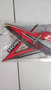 Striping Honda Beat 2018 Warna Merah Hitam