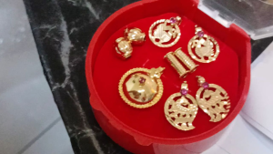 Pottu Thali Sett not 916 exclusive wedding collection Thali pendant 9 pc set