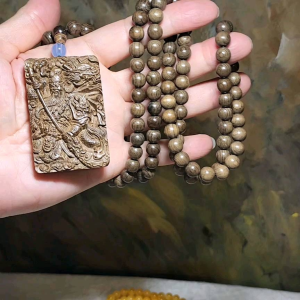 Phoebe zhennan carved Guan Gong (Guan Yu) & Dragon pendant & necklace/handheld/car ornaments [Natural unprocessed] 金丝楠木精雕御龙关公吊坠连项链/手持/车挂