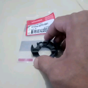 brush bolder dudukan rumah arang dinamo starter cb150 verza crf 150L k84 karisma supra x 125 supra x 125 injection verza 150 original honda 31206KPH881