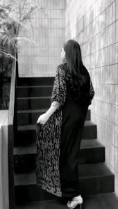 Kaftan Garis Renda Gamis Cewek Viral: Ukuran & Desain Elegan