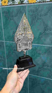 Souvenir Gunungan Kelir Wayang antik CHROME SILVER Piala Kelir pajangan lemari aksesoris seni kesenian pajangan lemari hiasan rak dinding dekorasi meja klasik