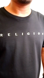 Kaos Oblong Religion Warna Hitam Lengan Pendek