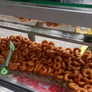 Kue Ali agrem..manis mantaf..isi 40 pcs ( uk sedang)