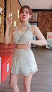 ชุดสูทขาสั้น ชุดสูทแขนยาว เสื้อครอปลูกไม้ ชุดกางเกงลูกไม้ เสื้อสายเดี่ยวลูกไม้ กางเกงขาสั้นผ่าหน้า