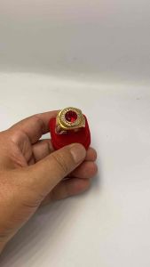 แหวนทอง 18k พลอยทับทิมสีแดง พลอยบุษราคัมสีเหลือง พลอยไพลินสีน้ำเงิน พลอยเพทายสีขาว พลอยหินตาเสือ ช่วยเสริมราศี เสริมพลังอำนาจ ความสำเร็จ ร่ำรวยเงินทอง