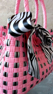 TAS ANYAMAN JALI SIZE S BLACKPINK TAS WANITA BAHAN PLASTIK