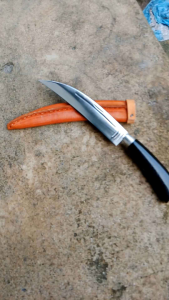 Pisau baja putih tahan karat