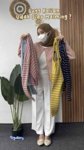 CARDIGAN RAJUT CROP UNTUK WANITA