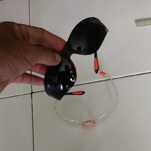 Kacamata Safety Las ANTI UV400 HITAM PEKAT Kaca Mata Gerinda Glasses Bening Clear Putih