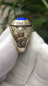 Nhẩn Mỹ quân đội đá vuông đồng hội vàng