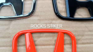 Emblem logo belakang mobil HONDA warna MERAH ukuran 92cm x 75cm Brio jazz mobilio lama sudah dilengkapi dengan perekat yang kuat Car aksesoris kendaraan