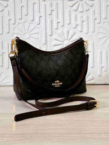 New Womens Set Bag With Wallet Classic Versatile Handbag Shoulder Bag Crossbody Bag