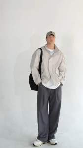 🇹🇭พร้อมส่งในไทย🇹🇭 รตัดตรงสีขาวสีพื้นทรงหลวมอินเทรนด์ผ้านุ่มใส่สบาย