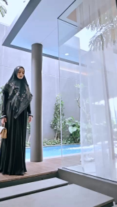 Set Gamis Dress Ceruty Babydoll Printing Premium Syari Branded Broken White - Pink - Coklat Tua - Ungu Lavender - Olive - Black - Peach - Plum - Brown Mewah Masya Syari Terbaru Nyra MADENIA SYARI By MASYA